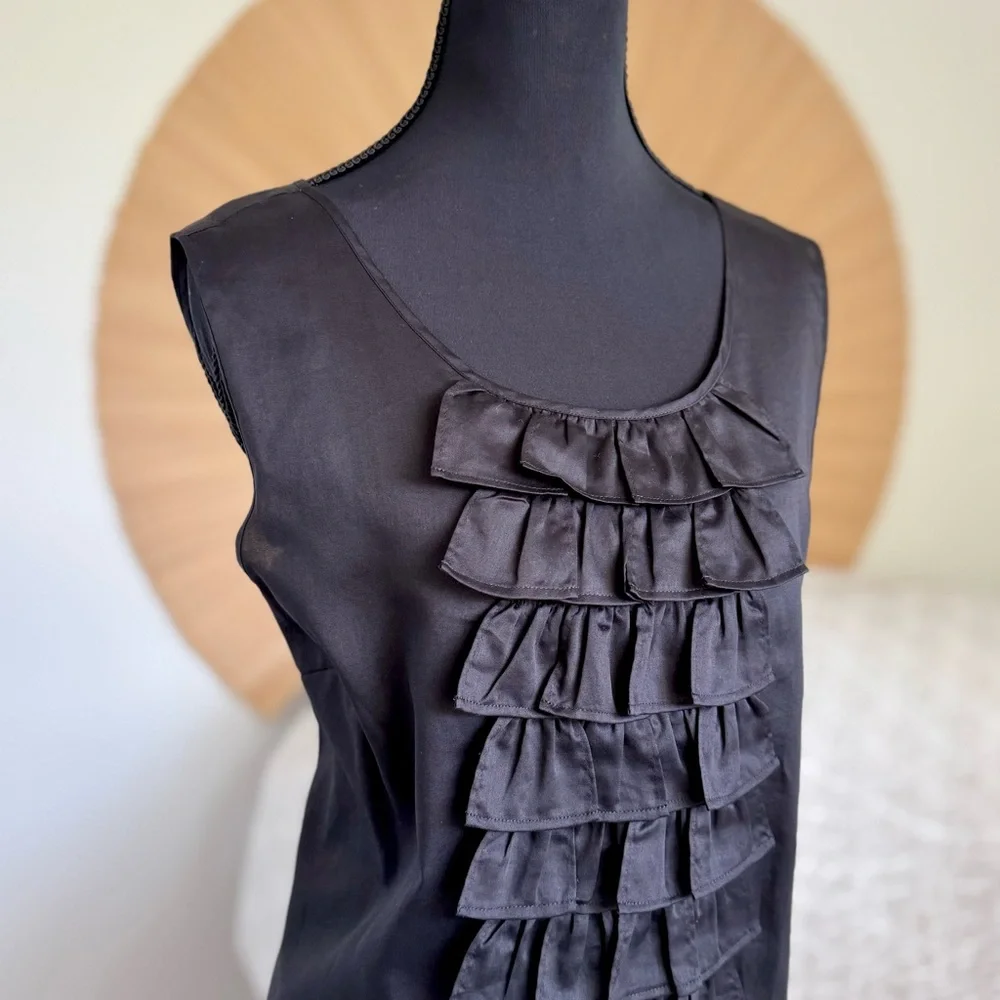 NWOT Talbot’s 100% Cotton Ruffle Blouse 🖤 - Picture 1 of 7